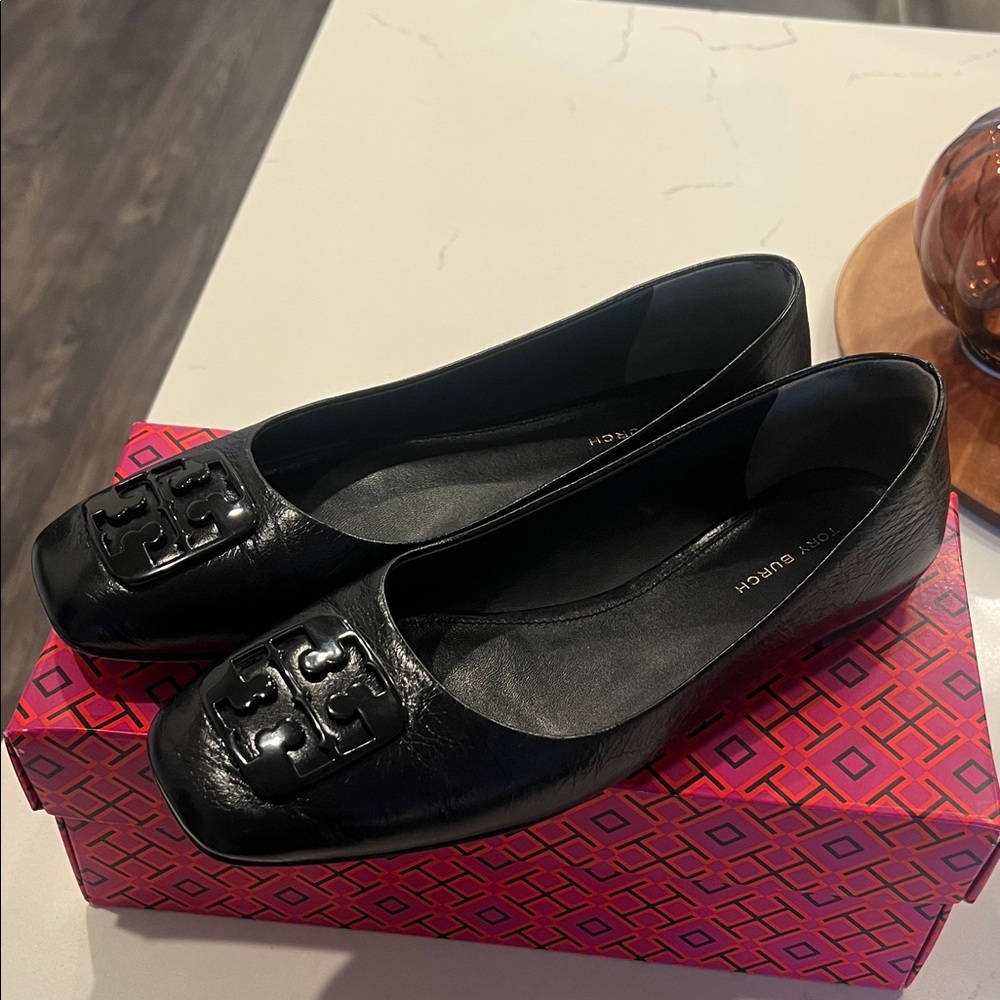 Tory Burch Georgia Ballet in
Perfect Black